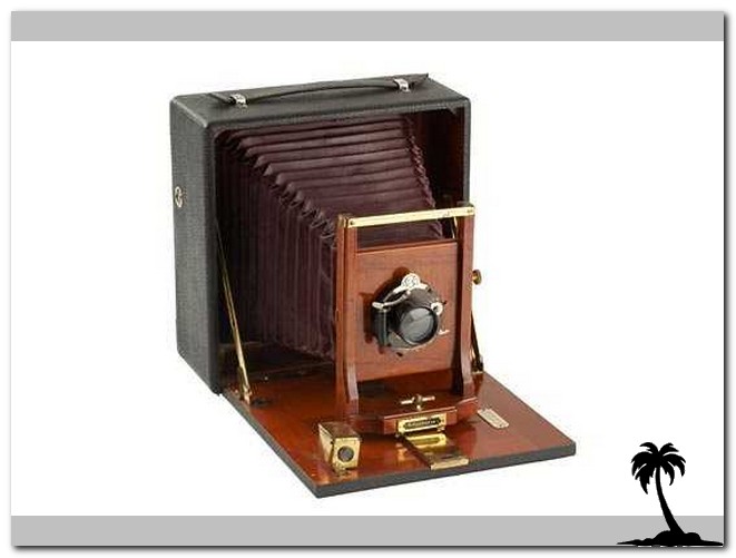 Century-Field Camera Model 40