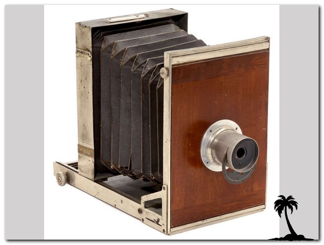 Compagnie Francaise-Tropical Camera