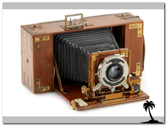 London Stereoscopic-Kings Own Delux