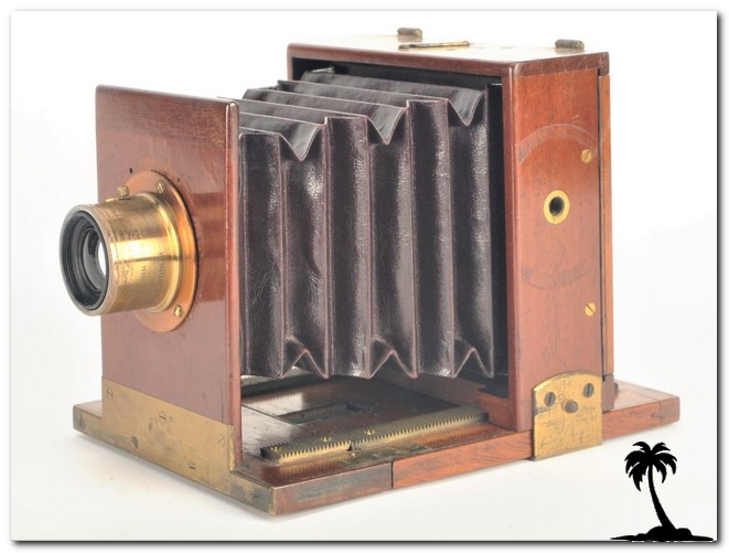 Rouch-Tailboard Camera