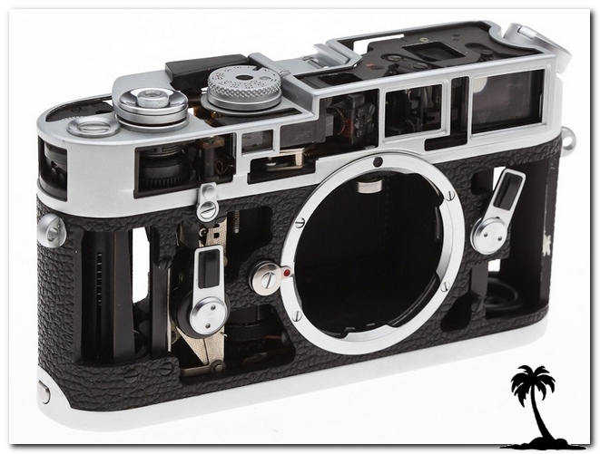 Leica M4 Cutout
