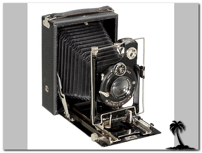 Folding Camera