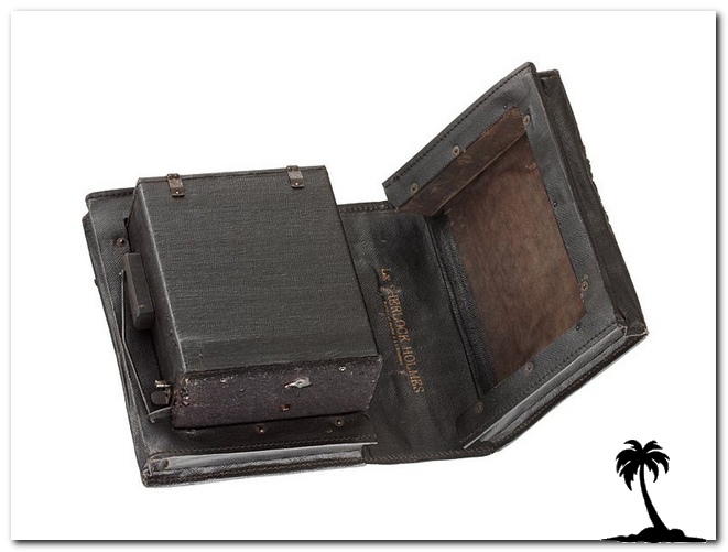 Bloch Leon-Sherlock-Holmes