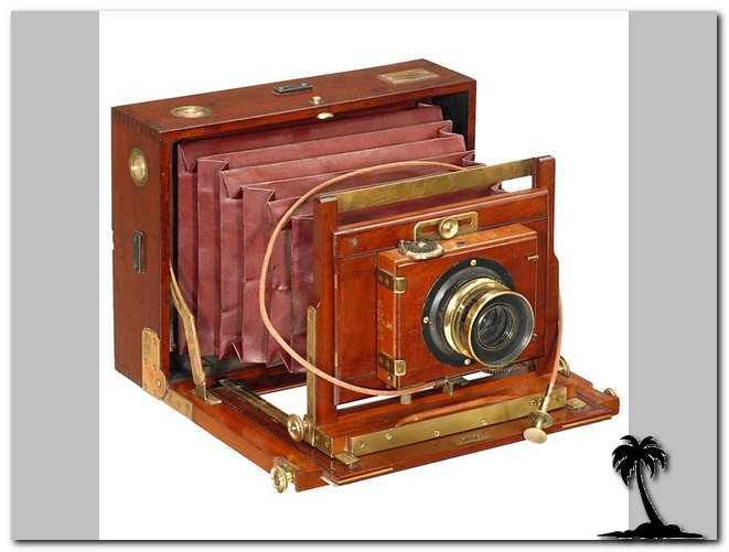 Folding Camera