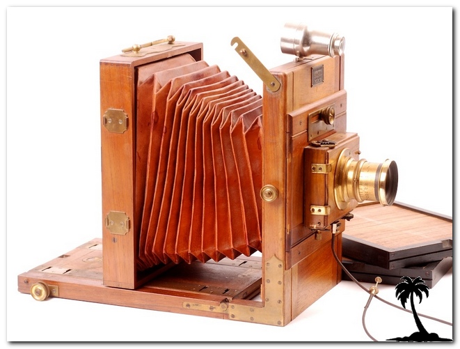 Folding Camera