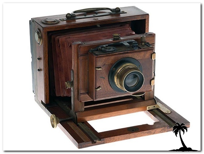 Field Camera