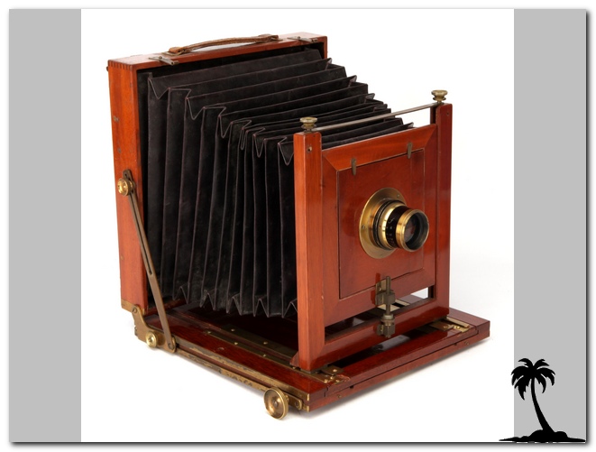 Field Camera