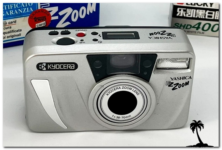 Yashica-EZ Zoom