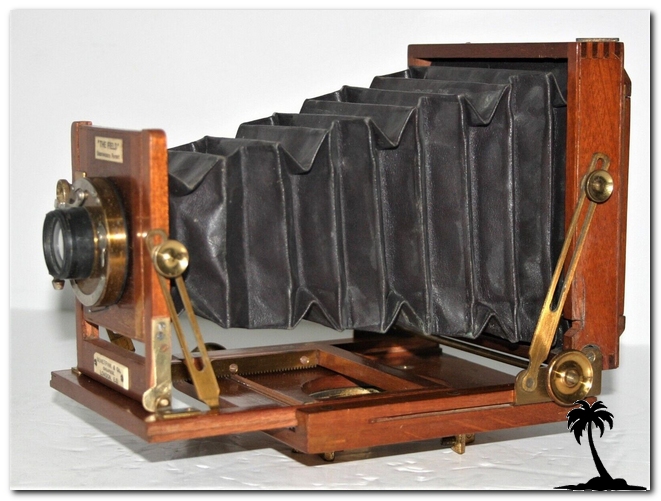 Field Camera