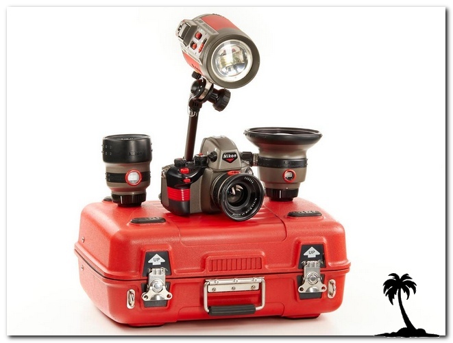 Nikonos RS Outfit