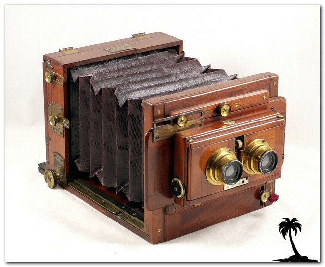 Sands and Hunter-Exhibition Stereo