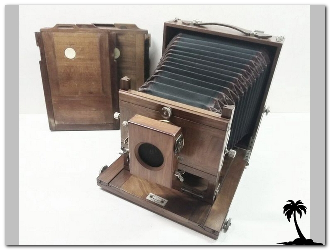 Hand Camera