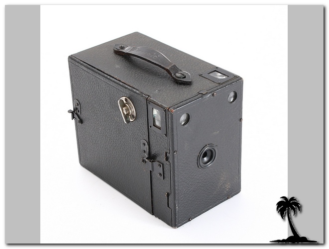 Lone Riders-Solonne Hand Camera