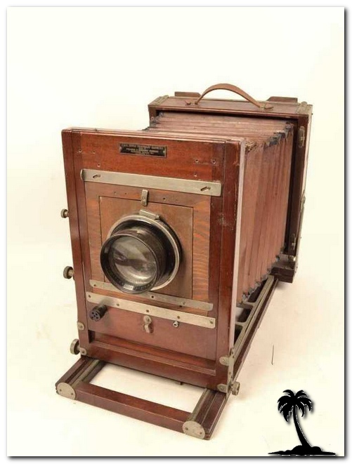 Folmer and Schwing-Home Portrait