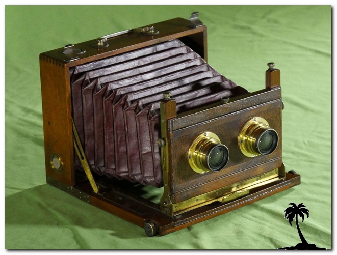 Gaumont-Stereo Chambre Folding Tropical Field Camera